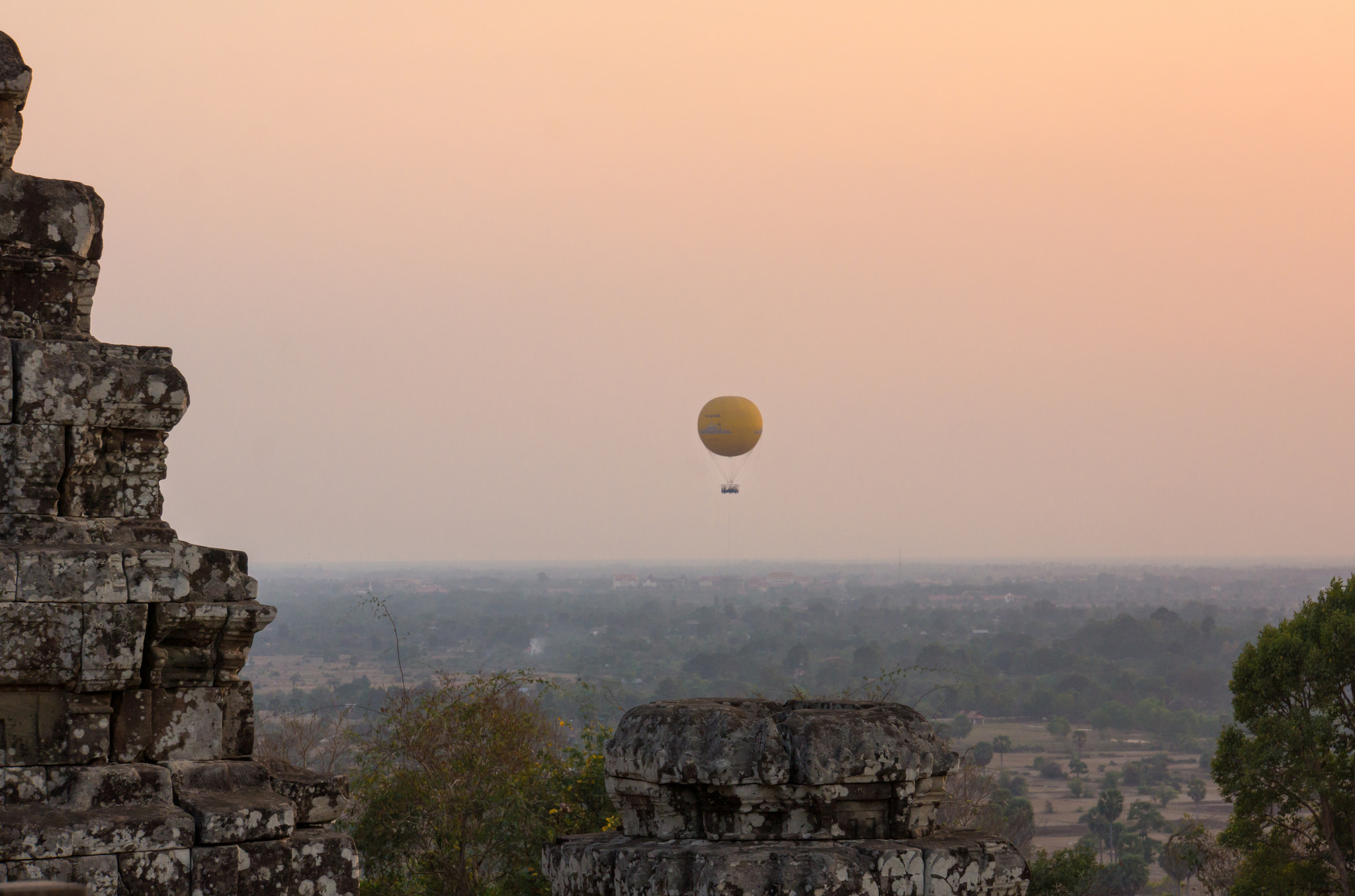 new-Sokha Balloon Rides Over Angkor Wat.jpg